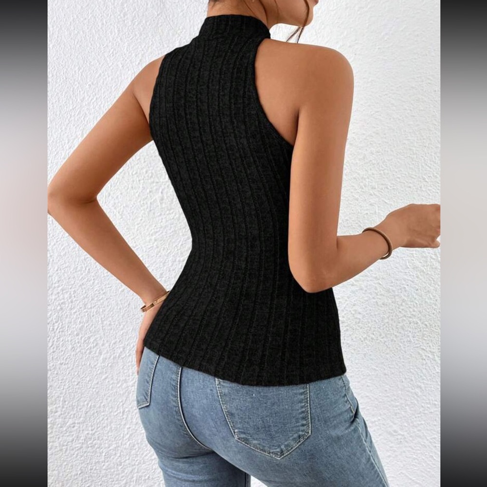 Luxe crisscross front halter top - Picture 8 of 13